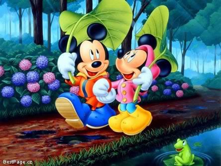 Micky Mouse y su pareja, felices de la vida.